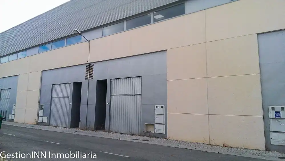 Nau industrial de lloguer a Los Llanos - Valle Pardo