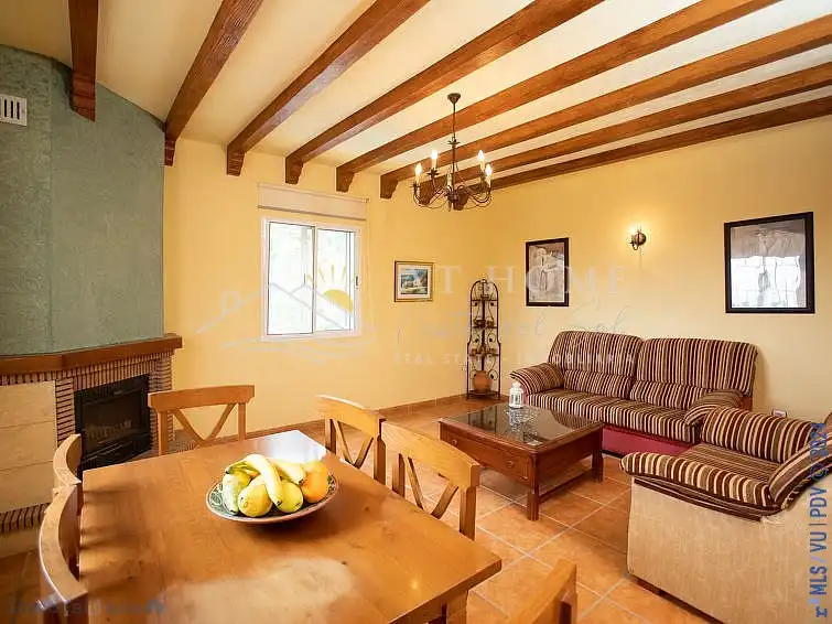 Chalet con piscina en venta en Centro, imagen 3