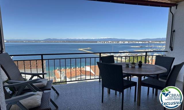 Piso en Venta en Calle Mila I Fontanals, 30 en Almadrava - Canyelles - Puig-Rom