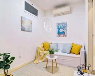 Living room of Apartment for sale in  Madrid Capital  with Air Conditioner