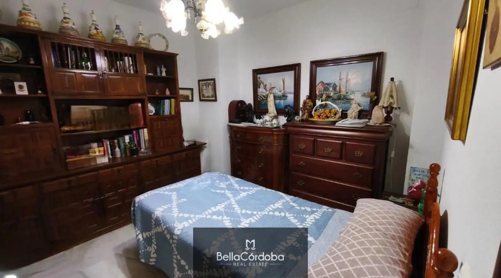 Dormitori de Casa adosada en venda en Córdoba amb Aire condicionat i Terrassa