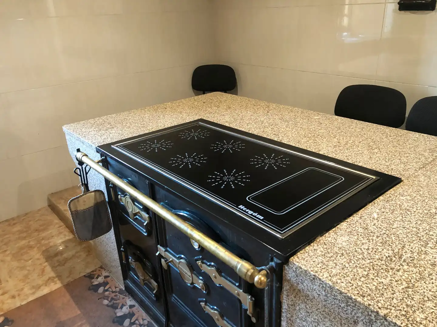 Kitchen of Houses for sale in Chantada  with Heating, Private garden and Parquet flooring