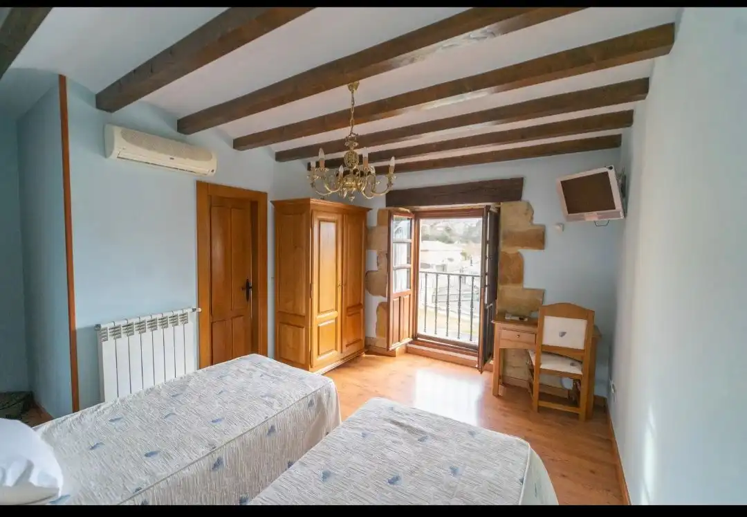 Schlafzimmer von Country house zum Verkauf in Santiurde de Toranzo
