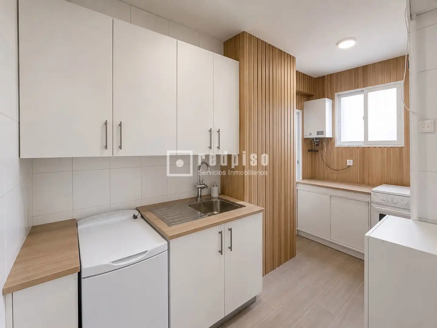 Cocina de Piso en venta en Madrid con Calefacción y Terraza