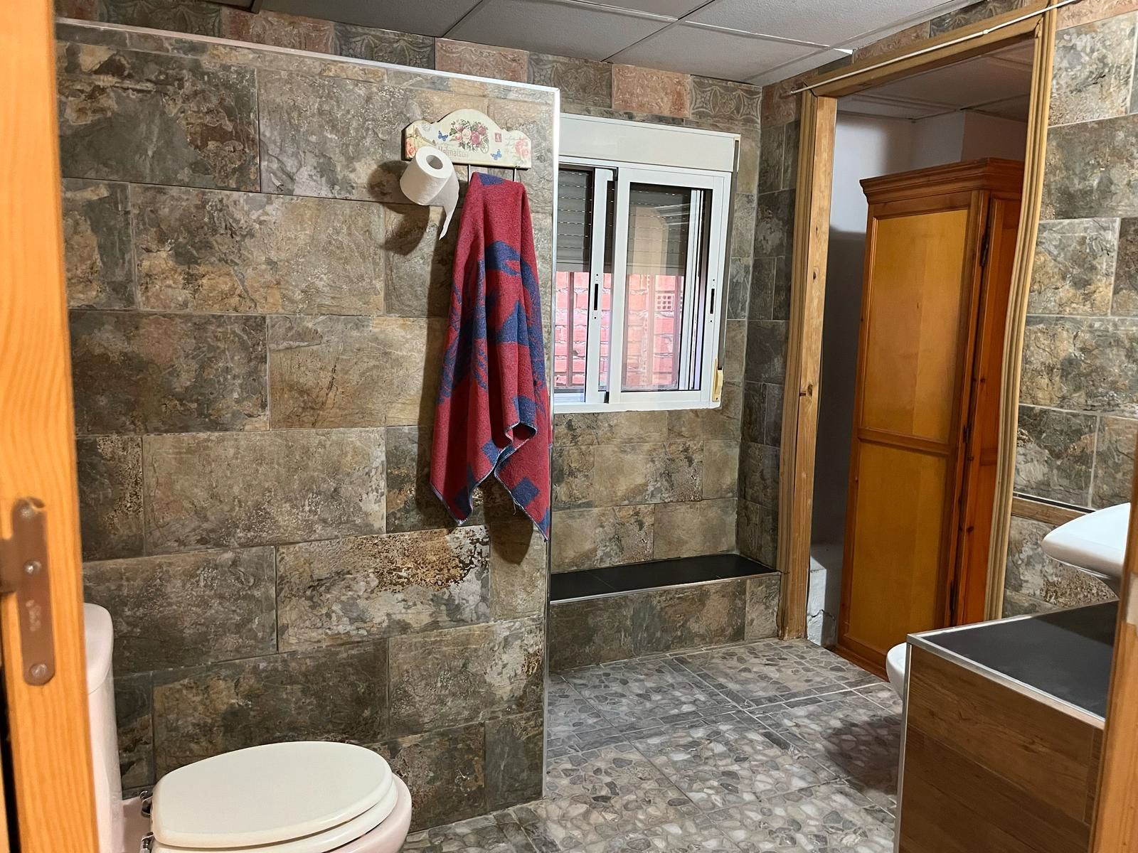 Bathroom of House or chalet for sale in Gibraleón  with Terrace, Swimming Pool and Furnished