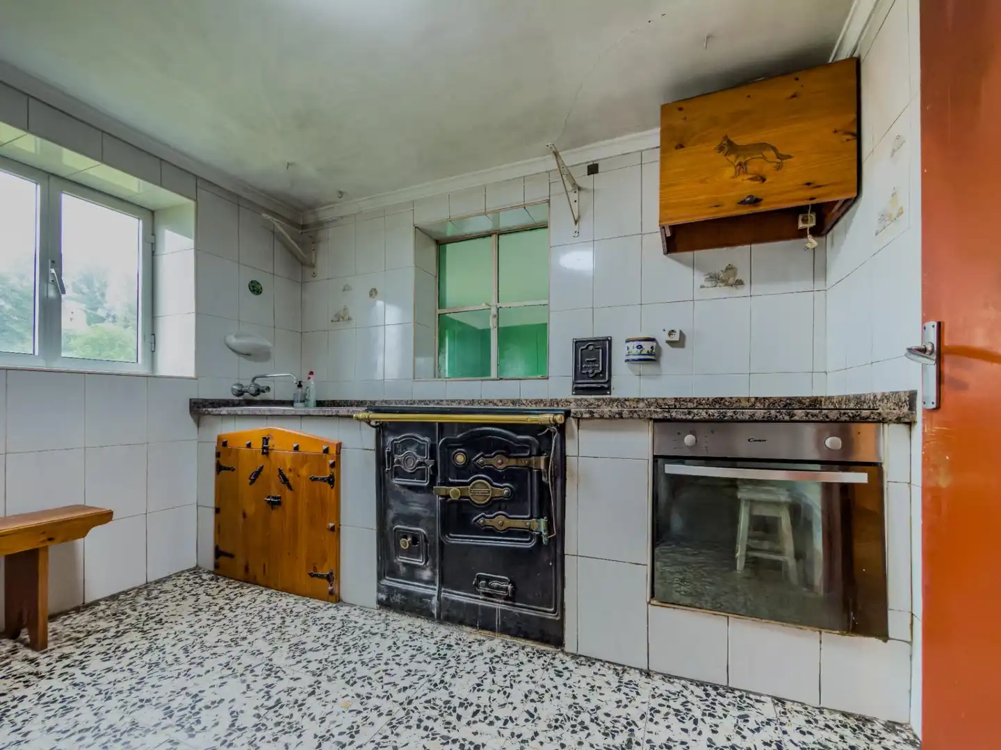 Cuina de Casa o xalet en venda en Entrambasaguas