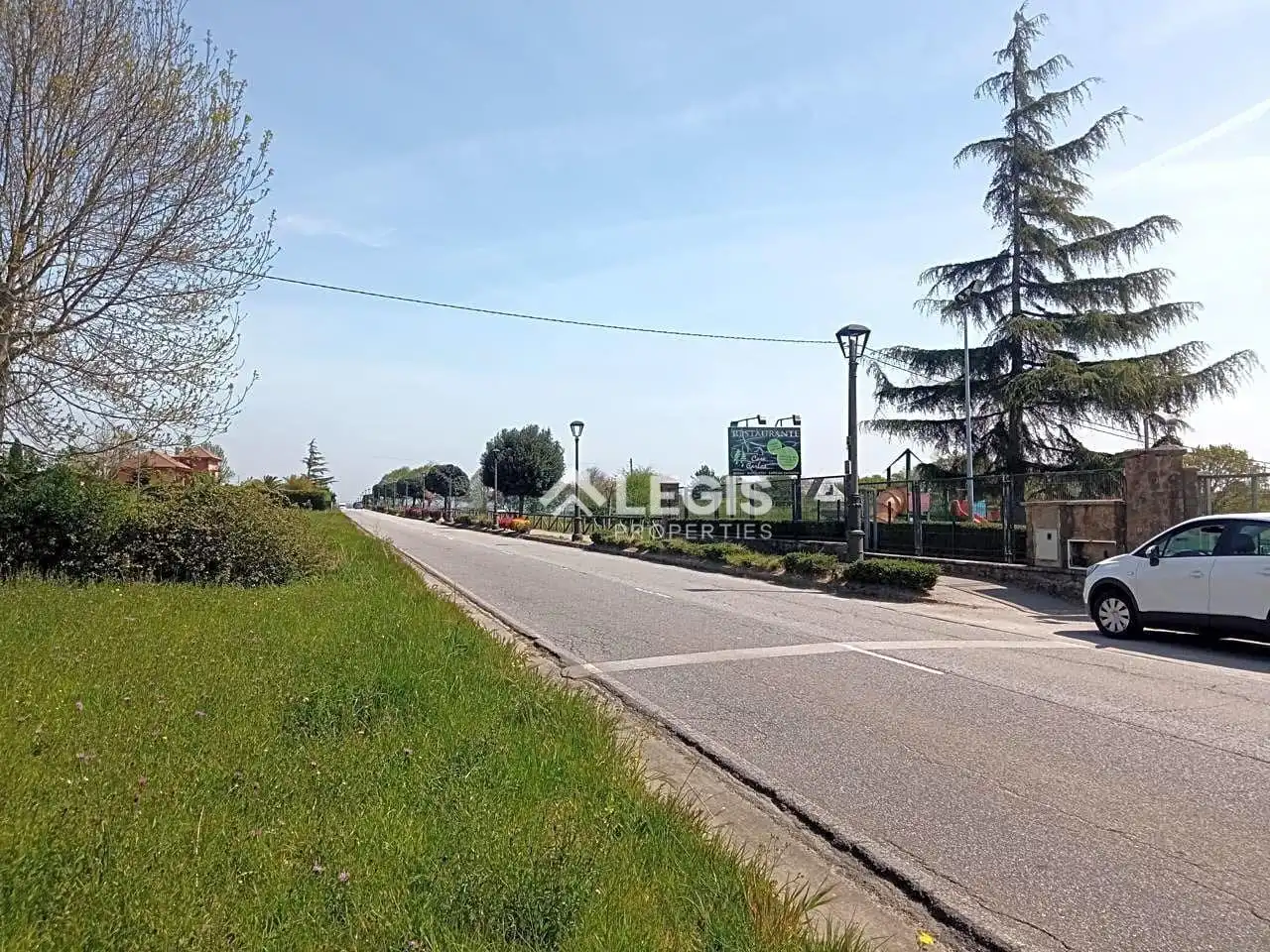 Edificio en venta en Llanera