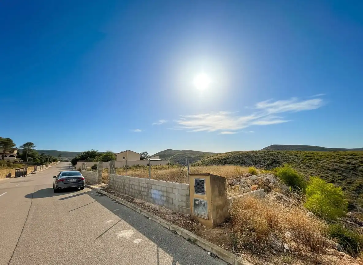 Residential land for sale in Urbanización Altury 3