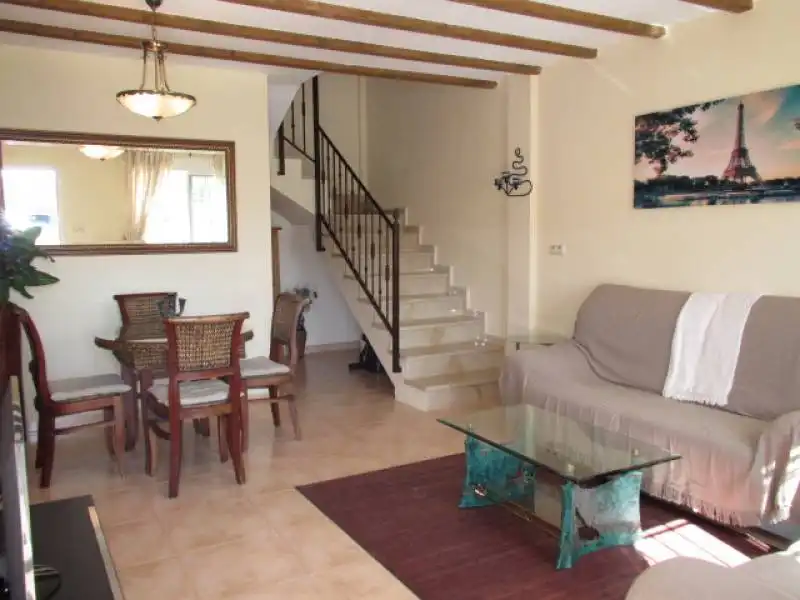Duplex with pool to rent in Avenida CARABASSI, imagen 2