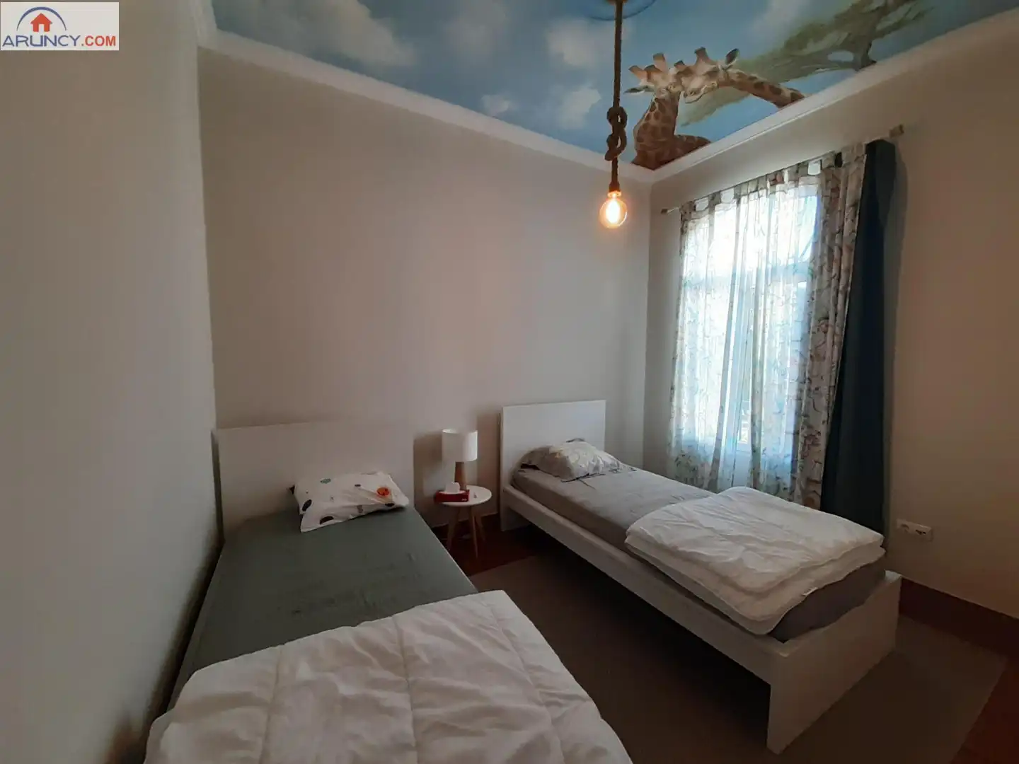 Habitación de Piso de alquiler en Montequinto con Aire acondicionado, Jardín privado y Terraza