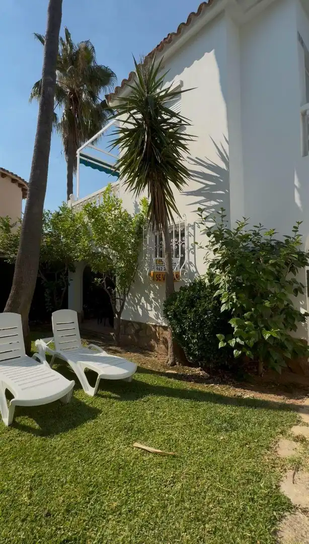 Jardí de Apartament en venda en Oliva