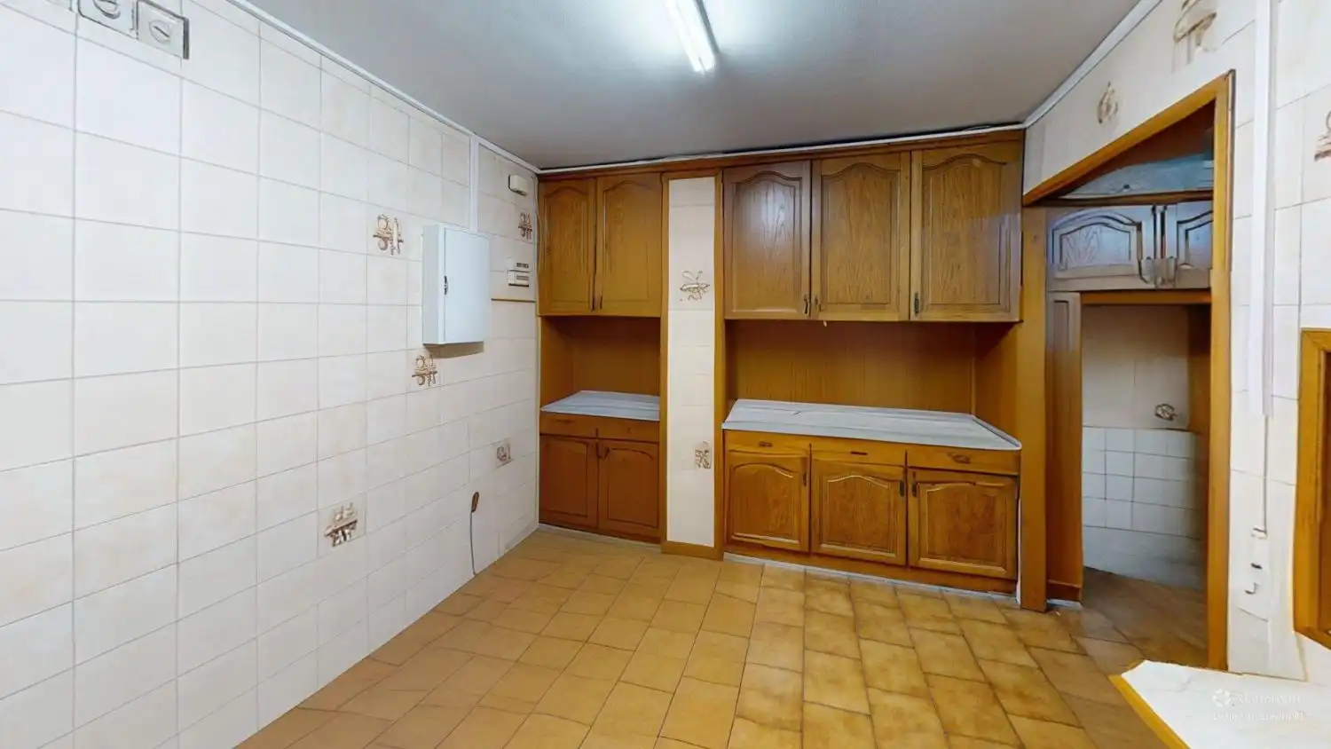 Cocina de Piso en venta en Sevilla con Calefacción, Terraza y Trastero