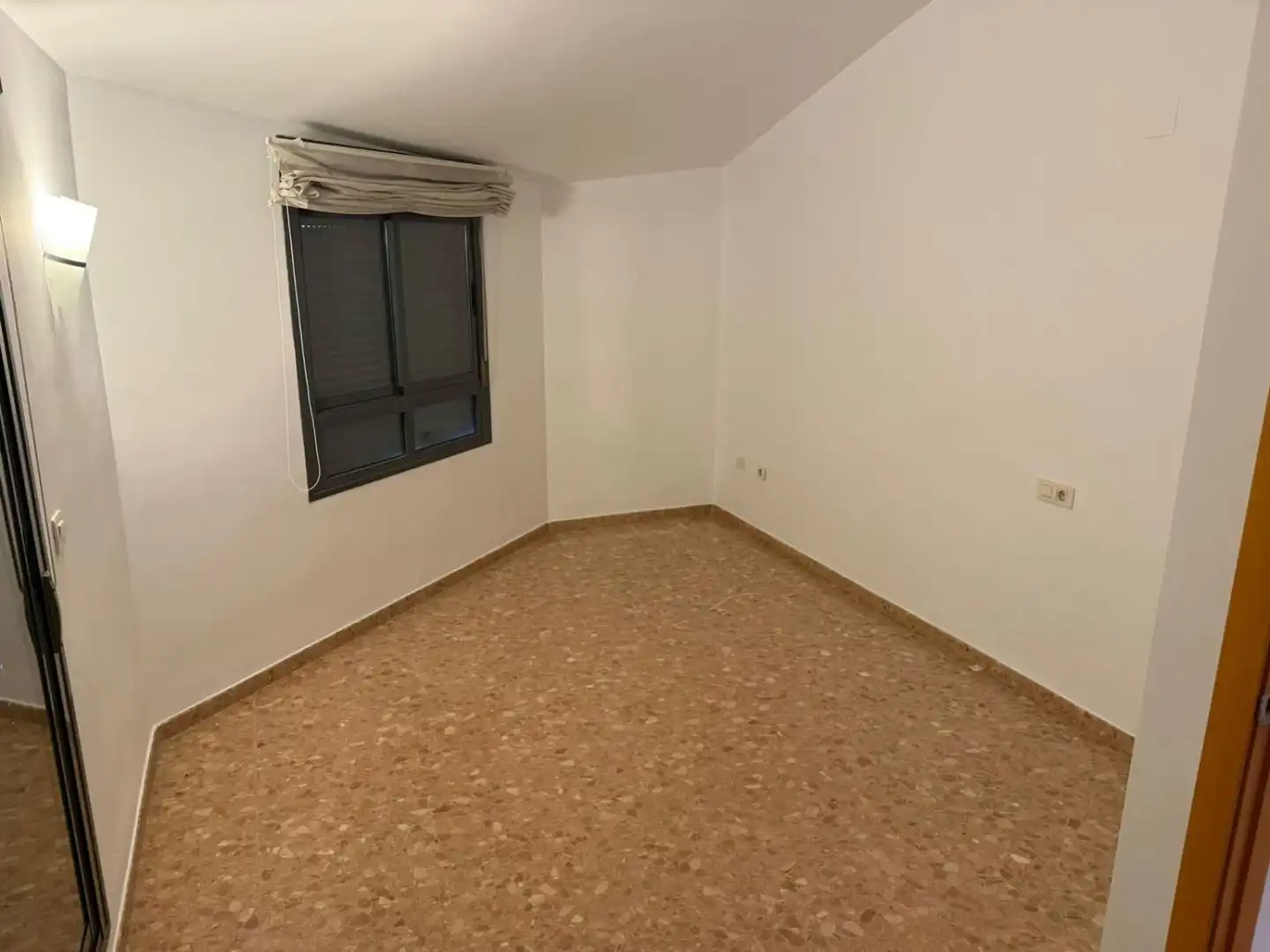Schlafzimmer von Dachboden zur Miete in Vila-real mit Klimaanlage