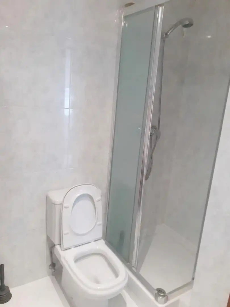 Bathroom of Flat for sale in Bilbao   with Heating, Terrace and Storage room