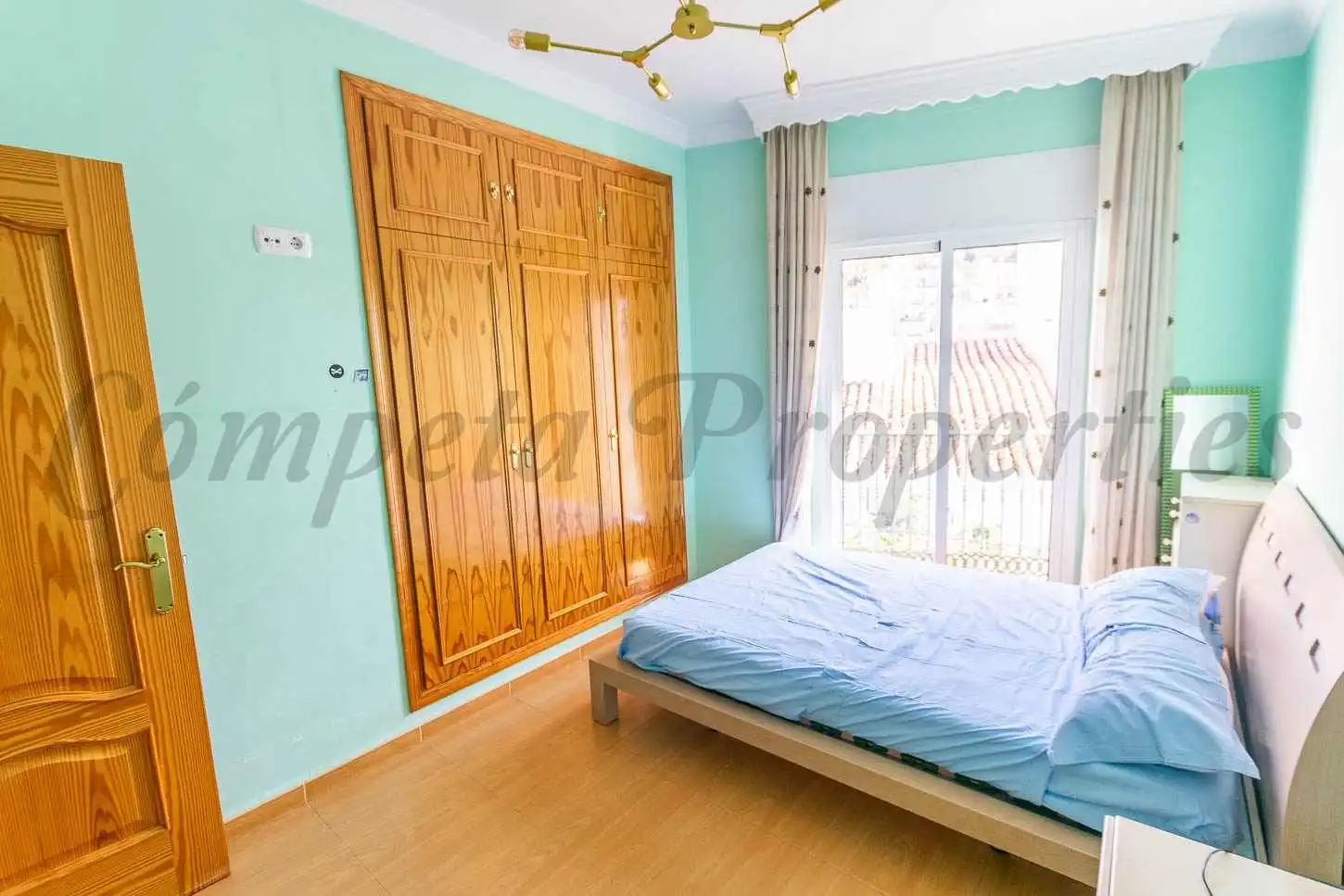 Apartament amb terrassa en venda a Sayalonga, imagen 14