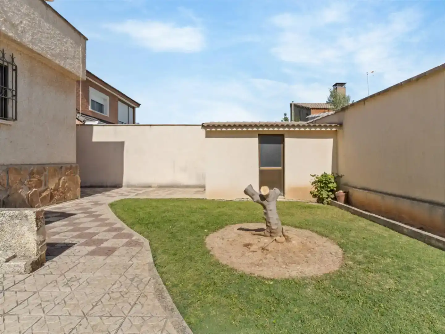 Jardín de Piso en venta en Alcalá de Henares con Jardín privado, Trastero y Piscina
