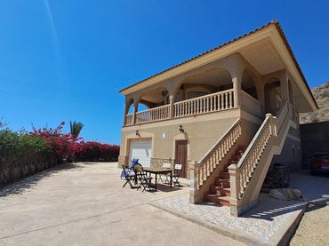 Landhaus mit Balkon zum Verkauf in Las Majadas-Las Molinetas-Labradorcico