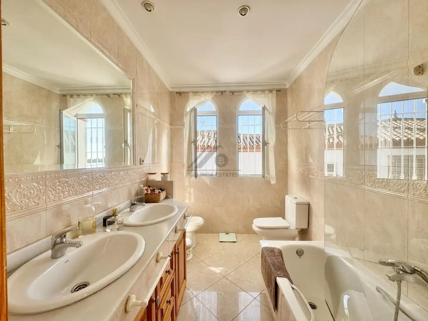 Houses for sale in El Pinar- Palacio de Congresos