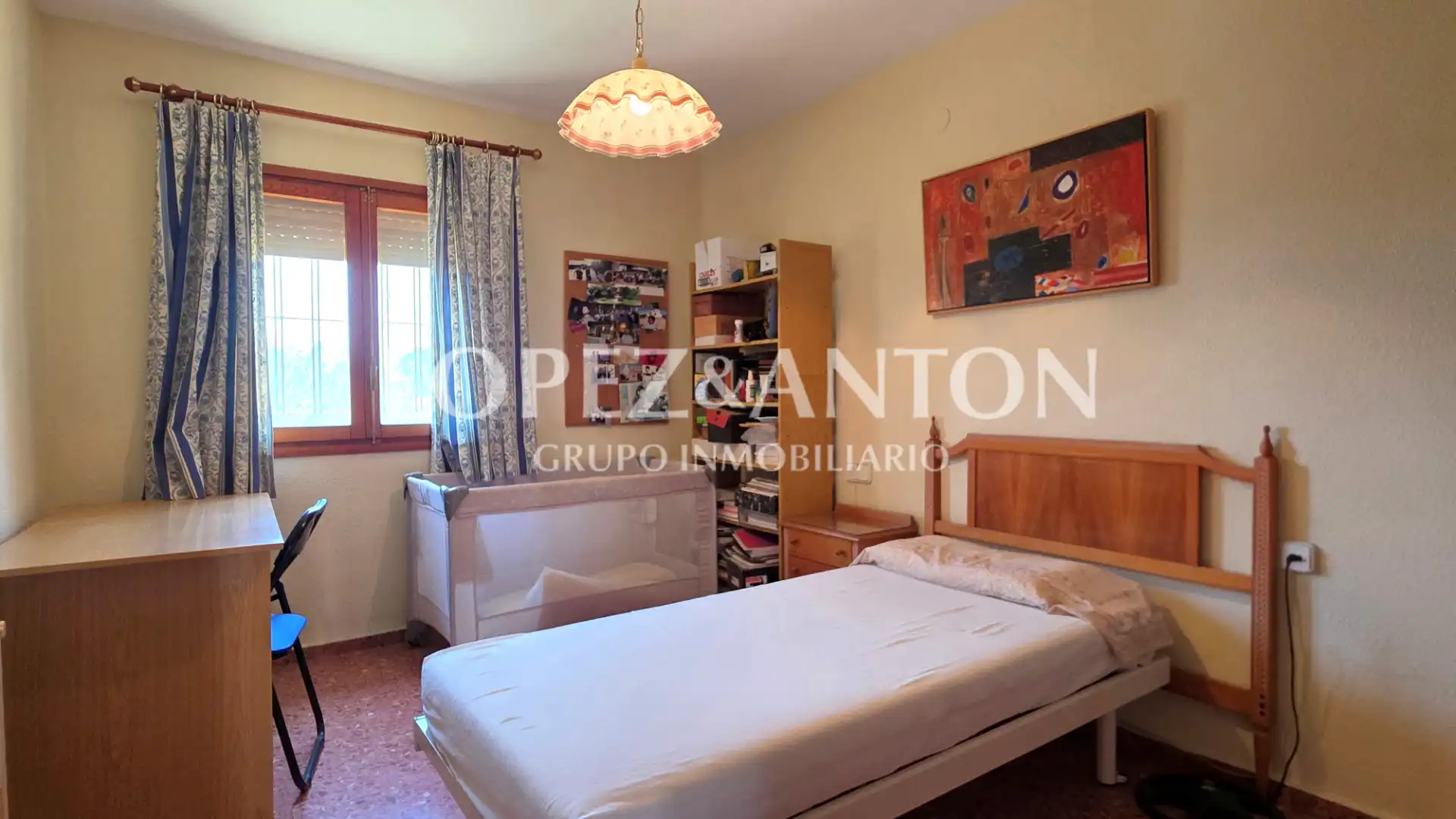 Habitación de Casa o chalet en venta en San Antonio de Benagéber con Aire acondicionado, Calefacción y Jardín privado