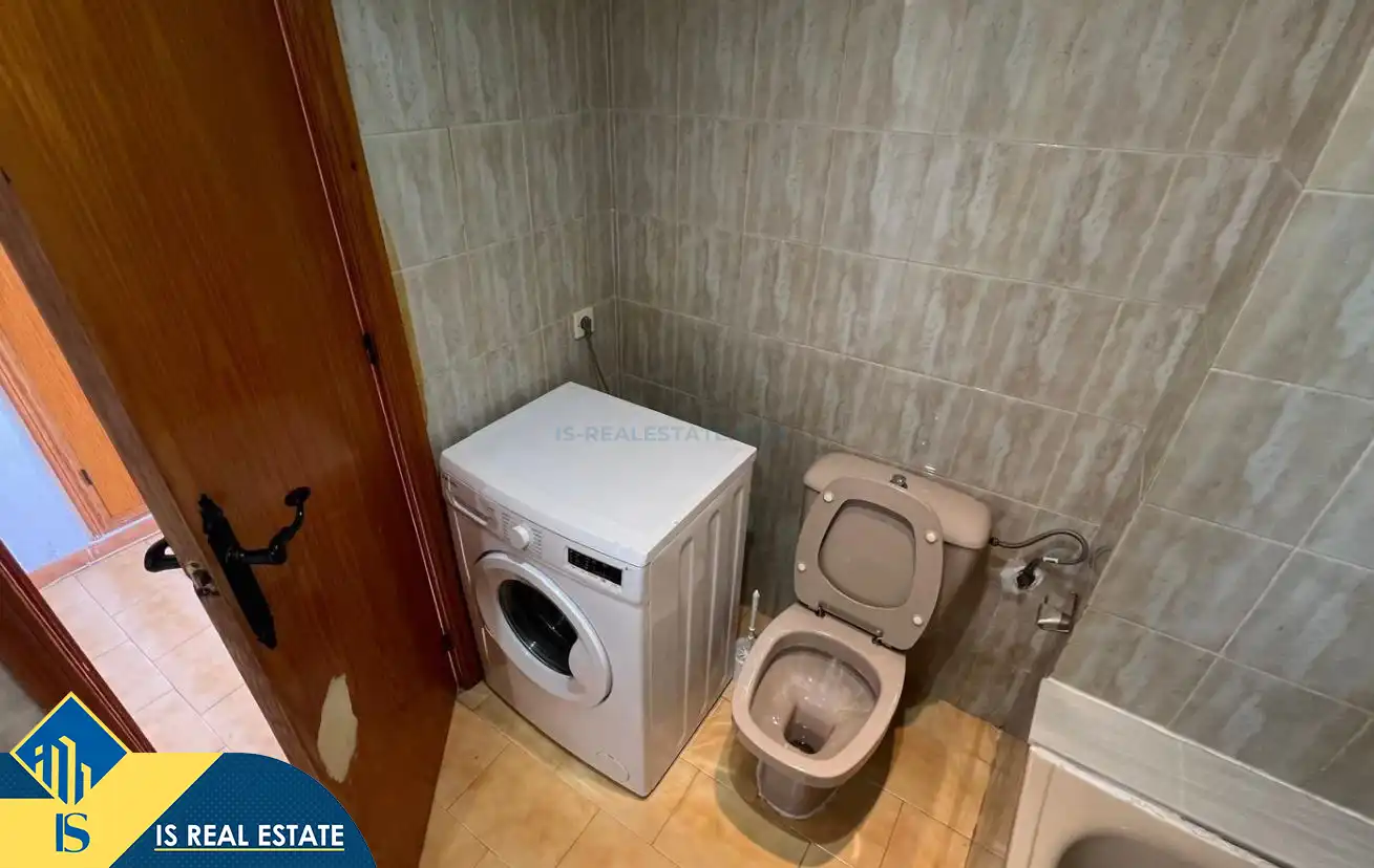 Bathroom of Study for sale in Torrevieja  with Air Conditioner, Heating and Terrace