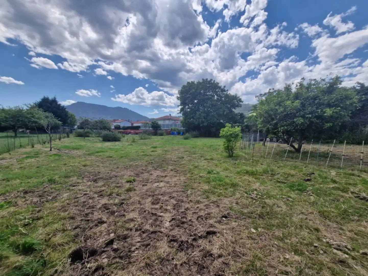 Casa o xalet en venda en Los Corrales de Buelna  amb Calefacció, Jardí privat i Terrassa