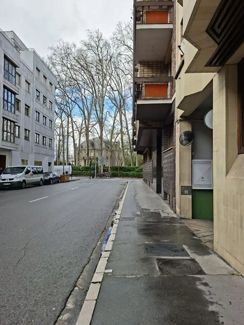 Aparcament en venda a Manuel Iradier 3