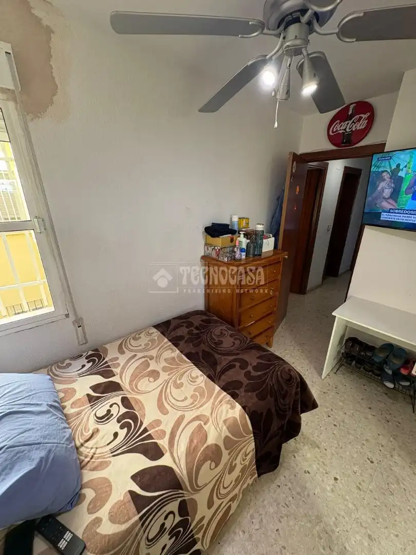 Schlafzimmer von Wohnung zum Verkauf in La Rinconada mit Klimaanlage und Heizung