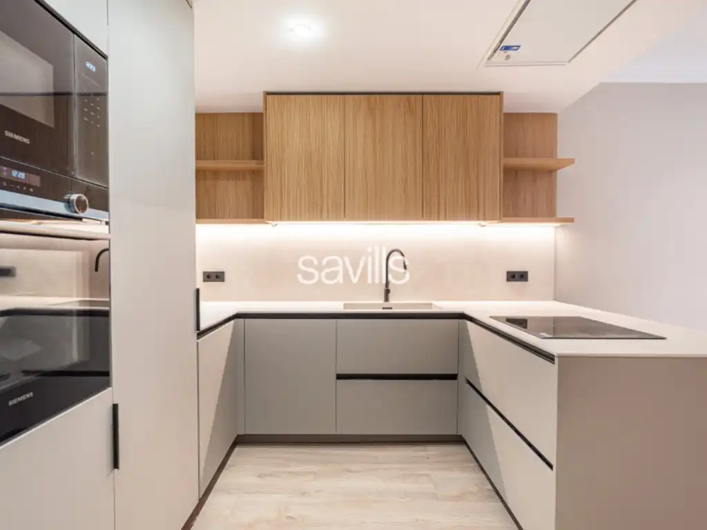Cocina de Apartamento en venta en Barcelona