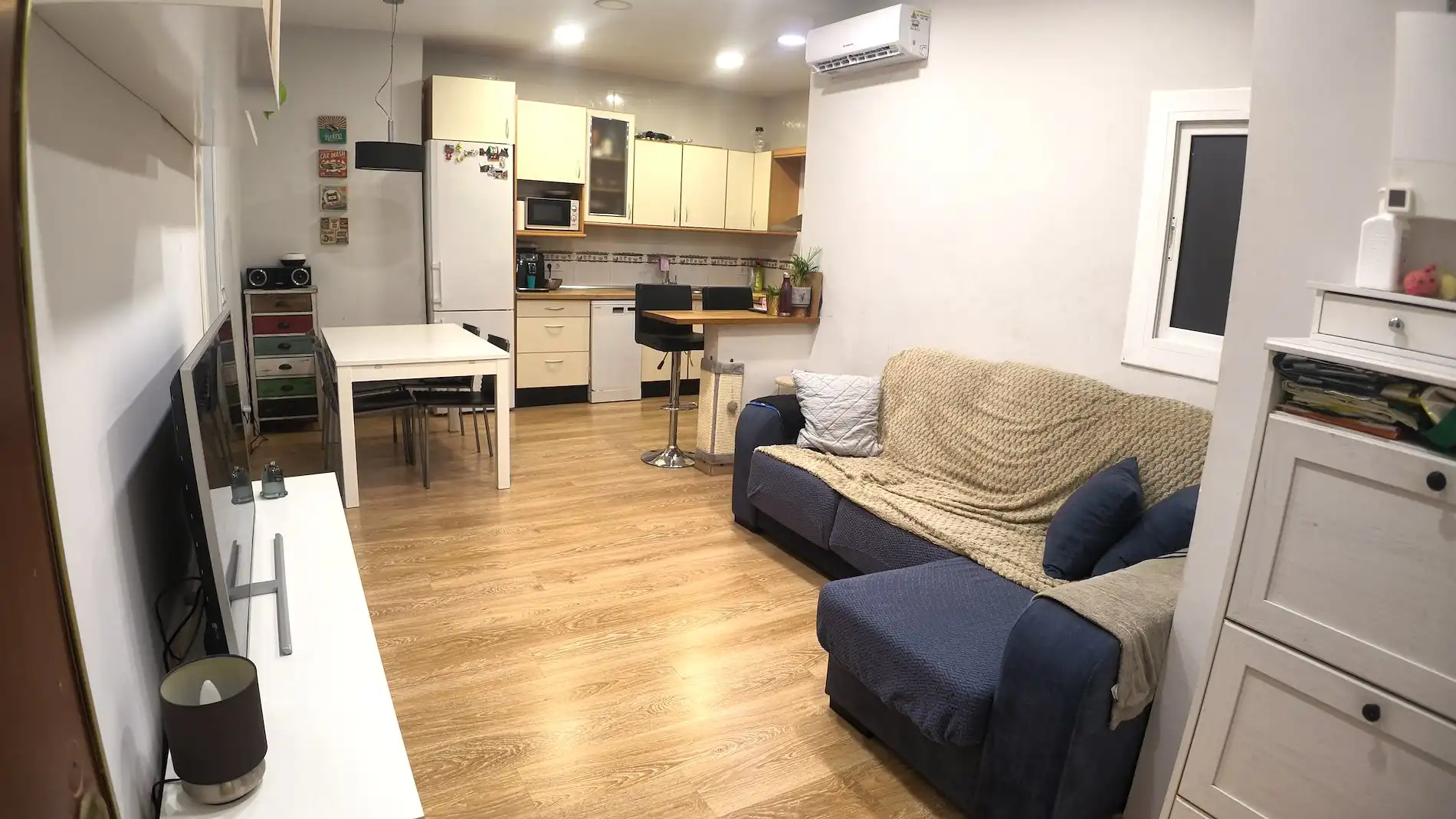 Sala de estar de Piso en venta en Molins de Rei con Aire acondicionado y Parquet