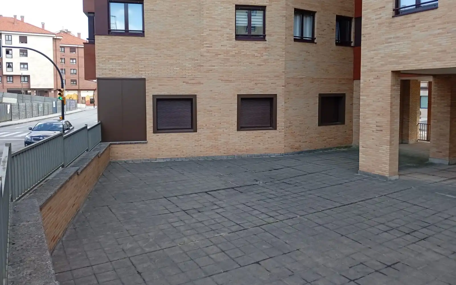 Außenansicht von Wohnungen zum Verkauf in Gijón  mit Heizung, Ofen und Waschmaschine