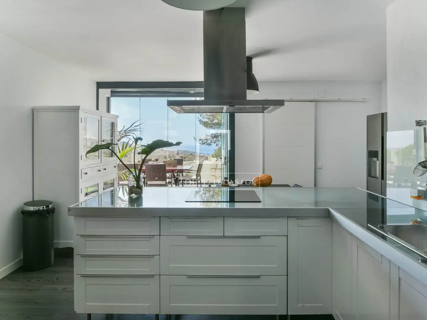 Cocina de Casa o chalet en venta en Málaga con Aire acondicionado, Calefacción y Jardín privado