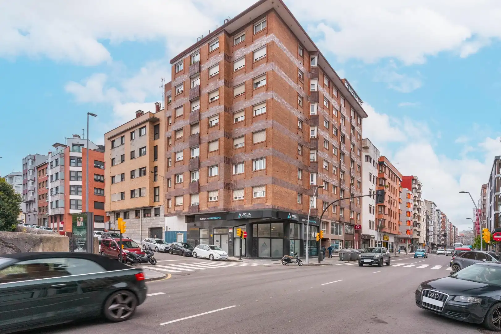 Außenansicht von Geschaftsraum zum Verkauf in Gijón 