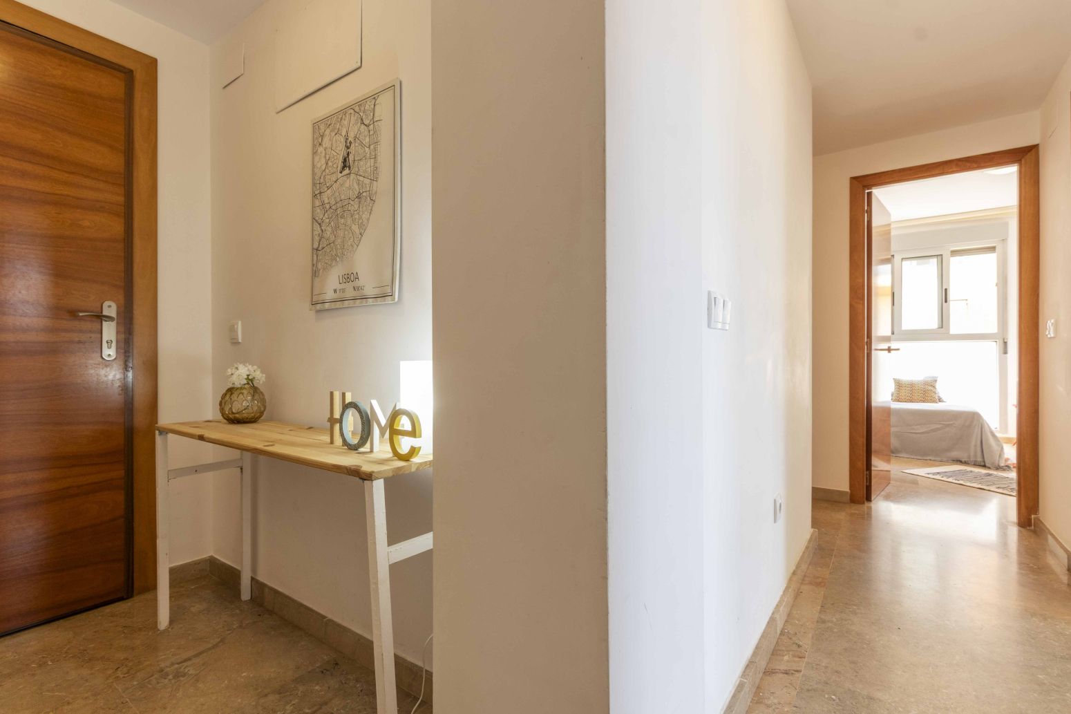 Flat for sale in Emperador  with Balcony