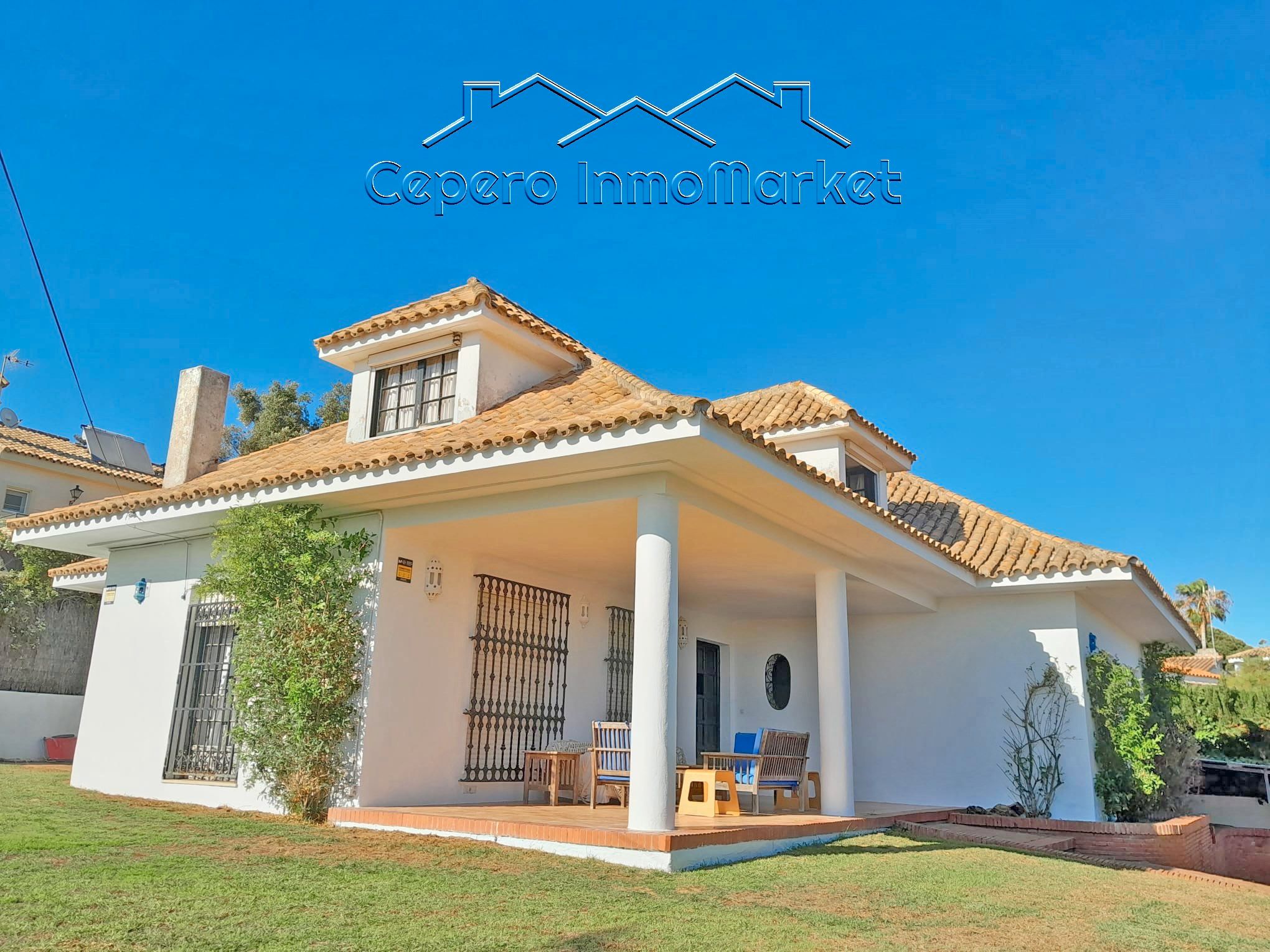 Vista exterior de Casa o xalet de lloguer en El Puerto de Santa María amb Aire condicionat, Jardí privat i Terrassa