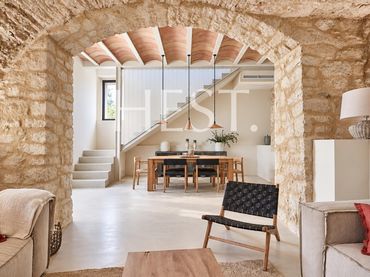Casa rústica amb piscina en venda a Carrer Can Sagrera