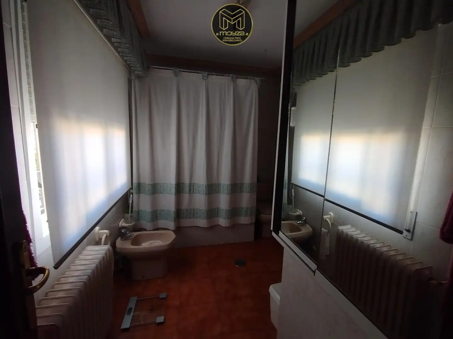 Bany de Casa o xalet en venda en Jaén amb Aire condicionat, Calefacció i Terrassa