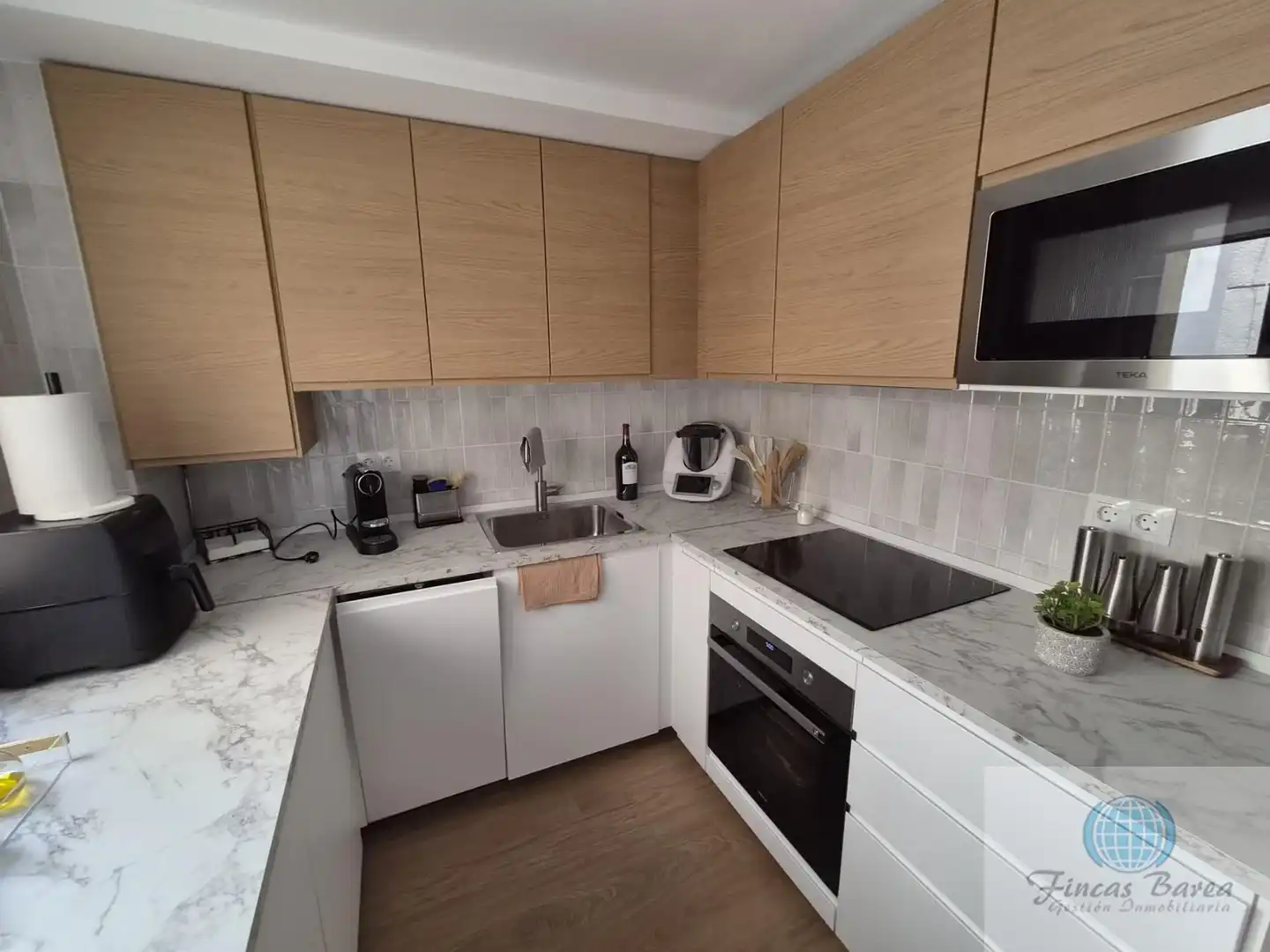 Cocina de Piso de alquiler en Fuengirola con Balcón