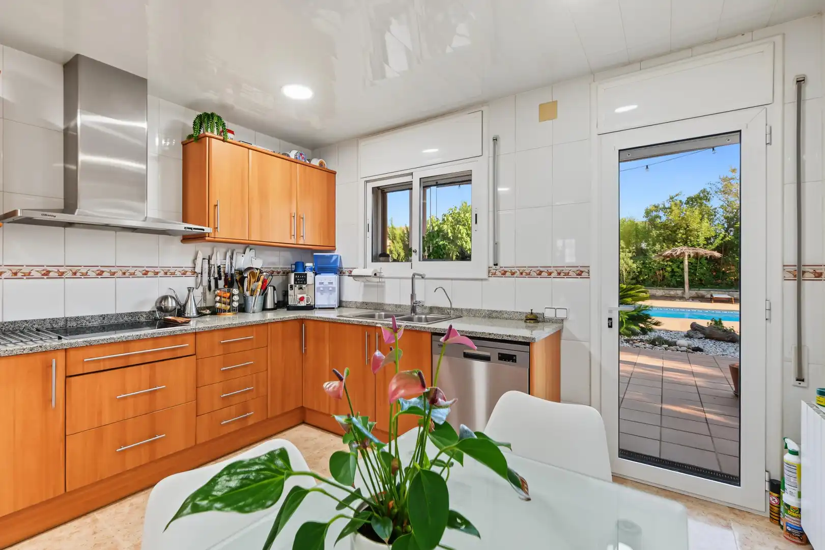 Maison rustique avec piscine à vendre à 44 Carrer Gironés #Urb. King Park, imagen 26