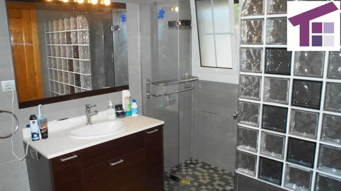 Baño de Casa o chalet en venta en Bigues i Riells del Fai con Calefacción, Jardín privado y Parquet