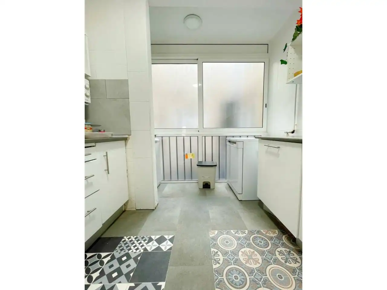 Cocina de Piso en venta en Cerdanyola del Vallès con Balcón