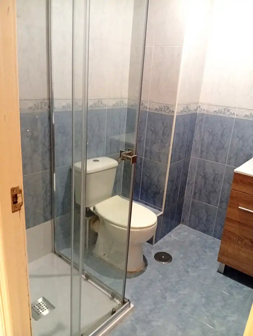 Baño de Piso en venta en Getafe con Calefacción, Terraza y Balcón