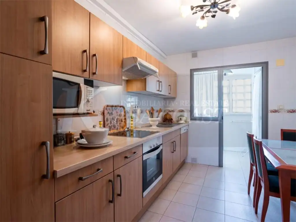 Kitchen of Flat for sale in Fuengirola  with Air Conditioner, Private garden and Terrace