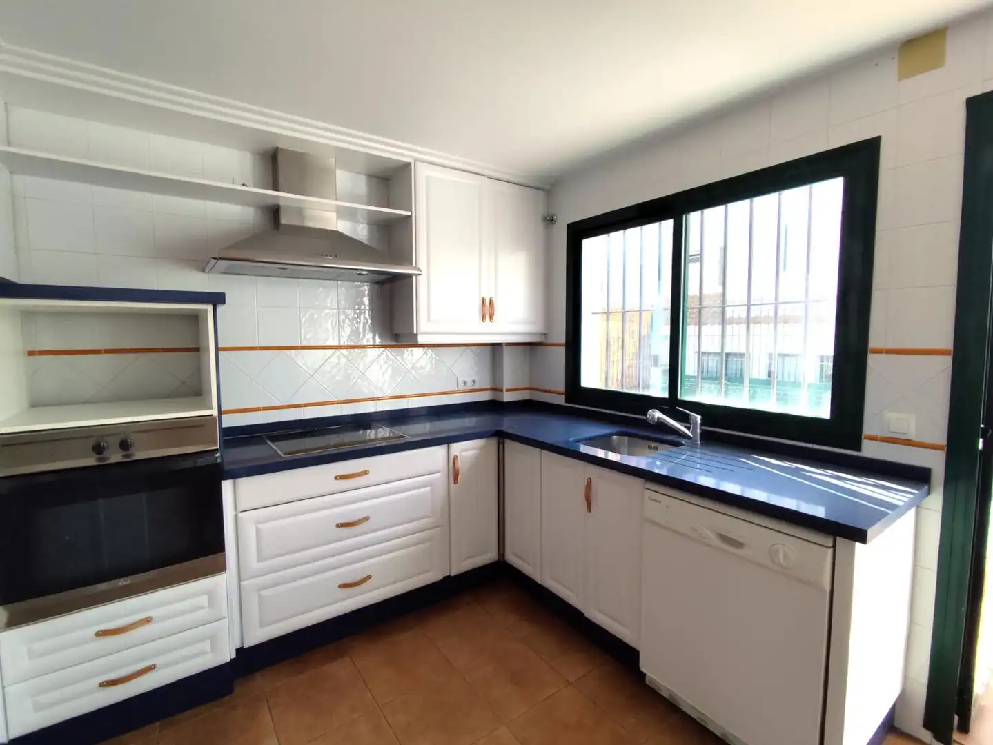 Cocina de Casa adosada en venta en El Portil con Amueblado