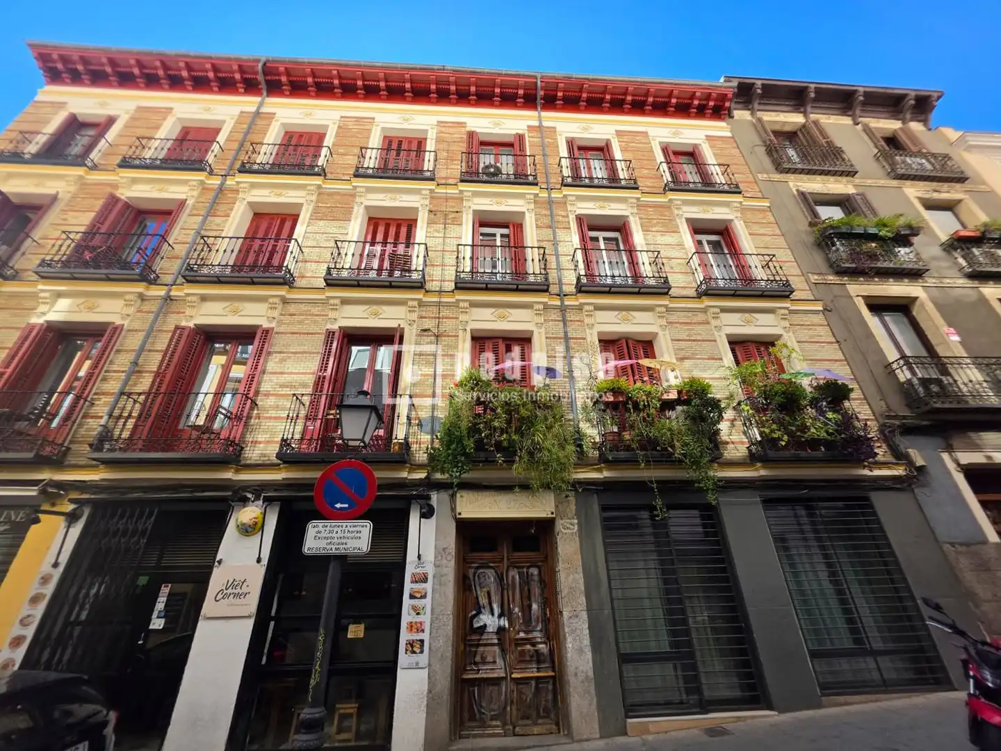 Außenansicht von Wohnungen zum Verkauf in Madrid mit Heizung