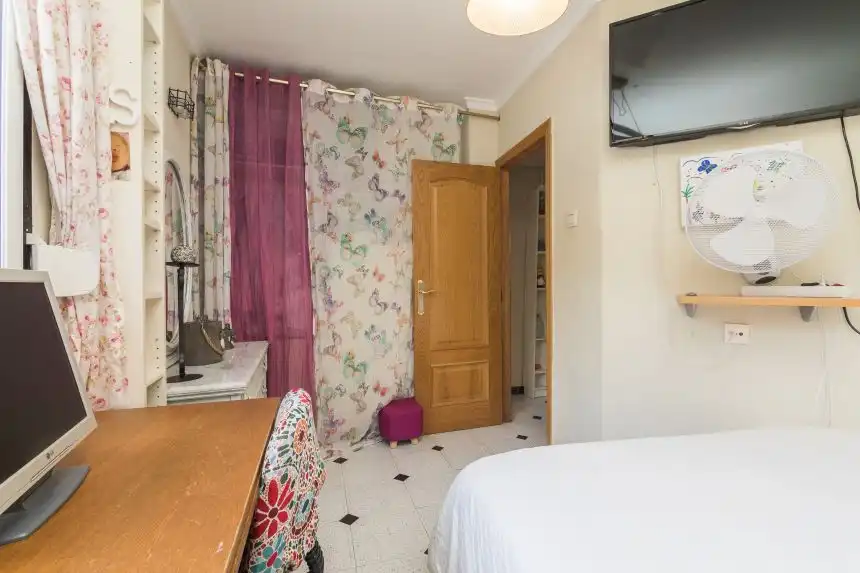 Dormitori de Casa o xalet en venda en Tibi amb Aire condicionat, Piscina i Moblat