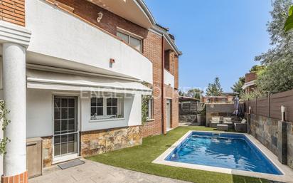 Piscina de Casa o xalet en venda en Castelldefels amb Aire condicionat, Piscina i Balcó