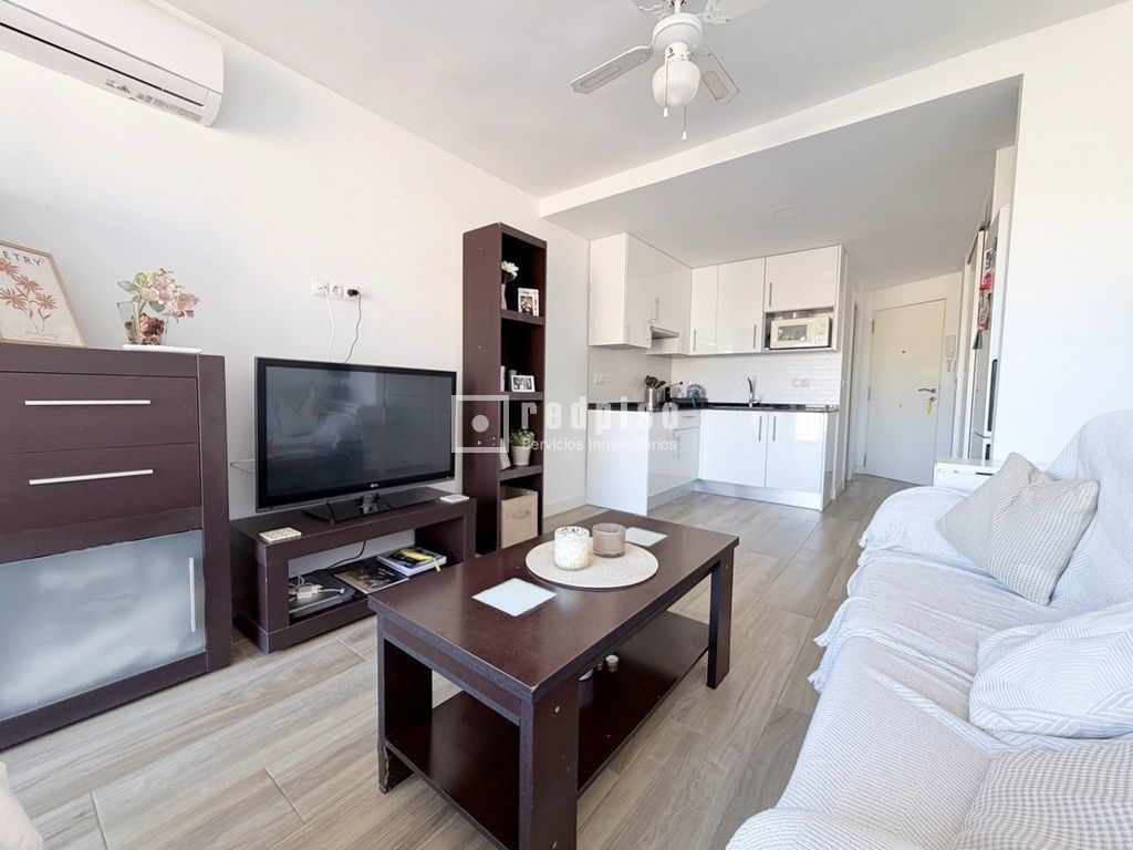 Living room of Study for sale in Rincón de la Victoria  with Air Conditioner and Swimming Pool