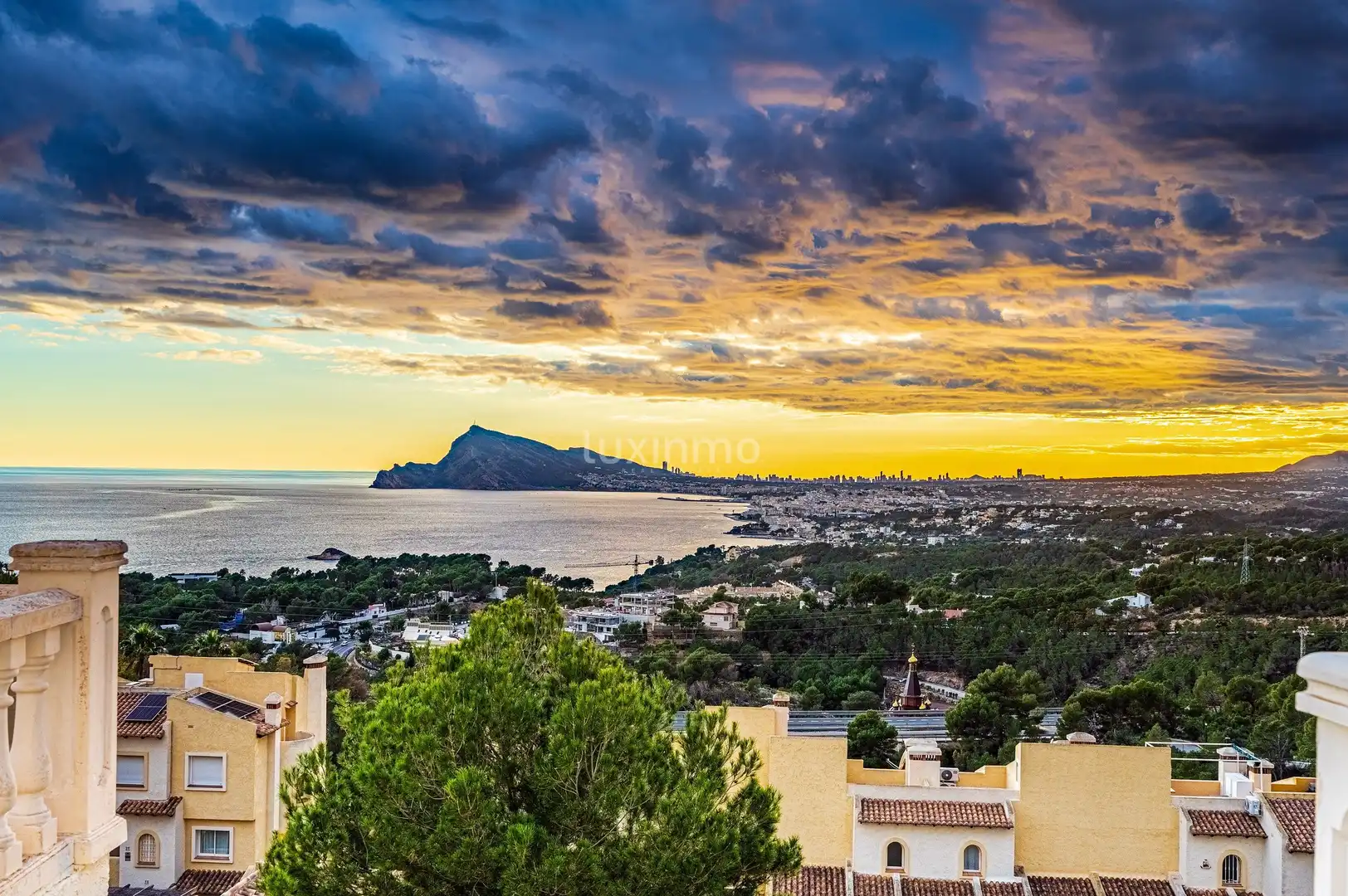Außenansicht von Country house zum Verkauf in Altea mit Klimaanlage, Heizung und Terrasse