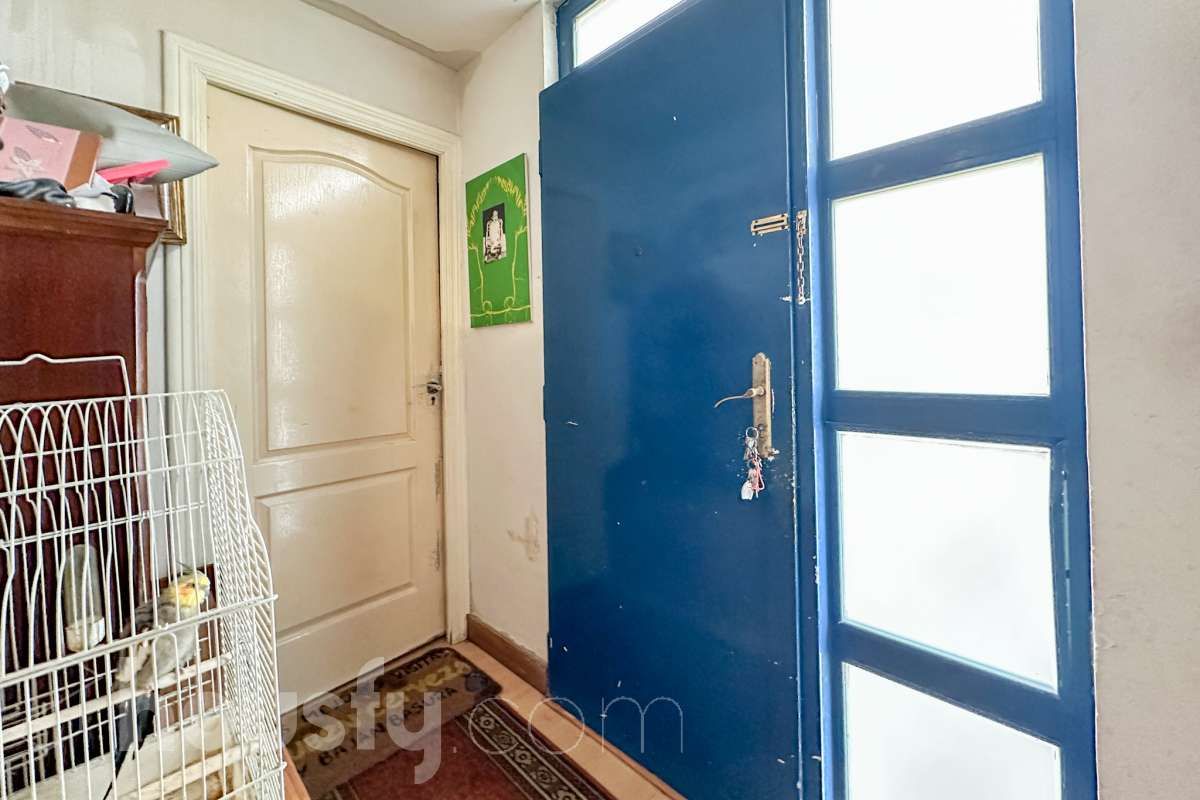 Flat for sale in  Madrid Capital