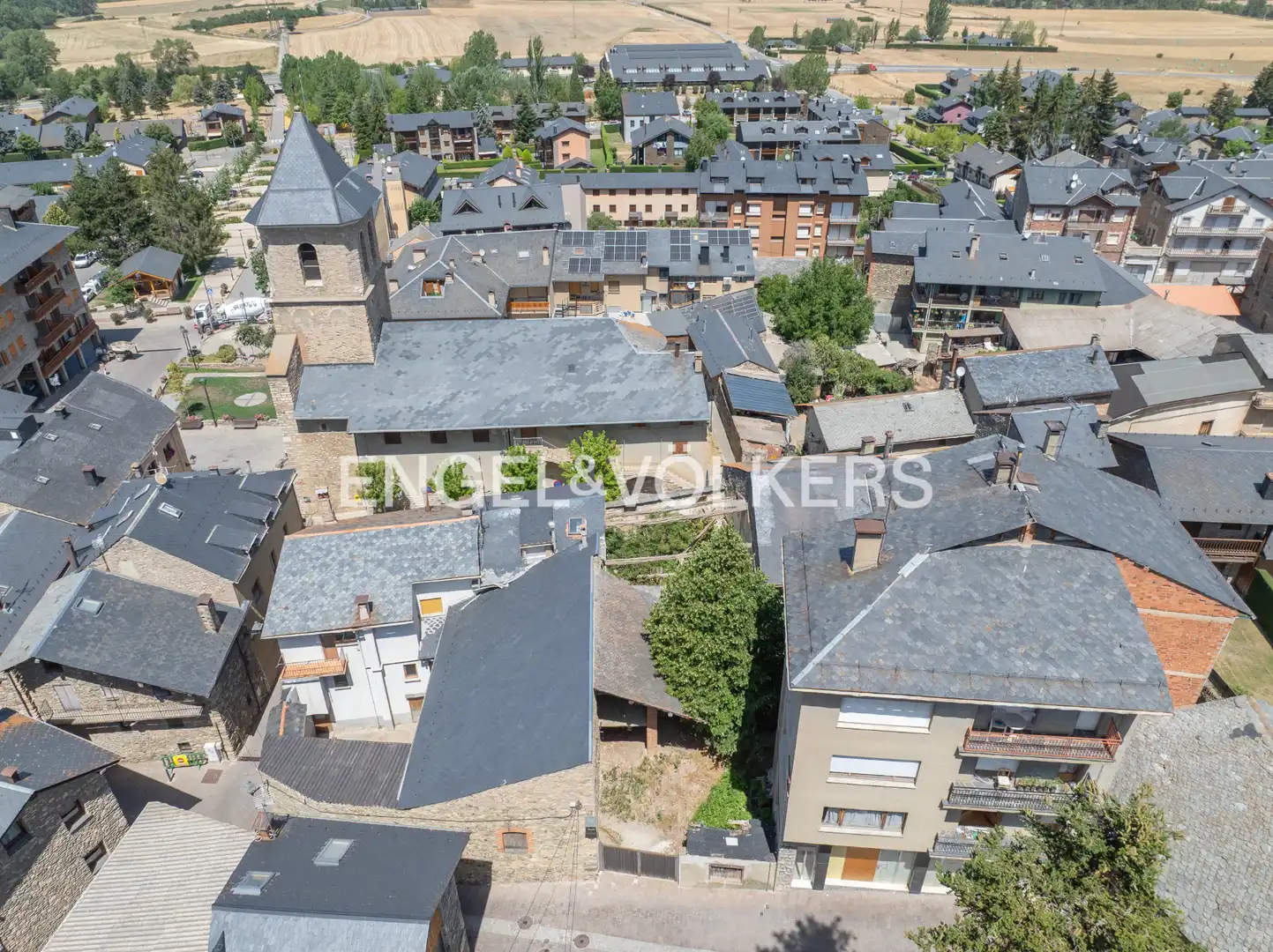 Vista exterior de Residencial en venta en Alp